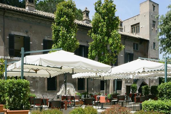 Hotel The Church Village Roma