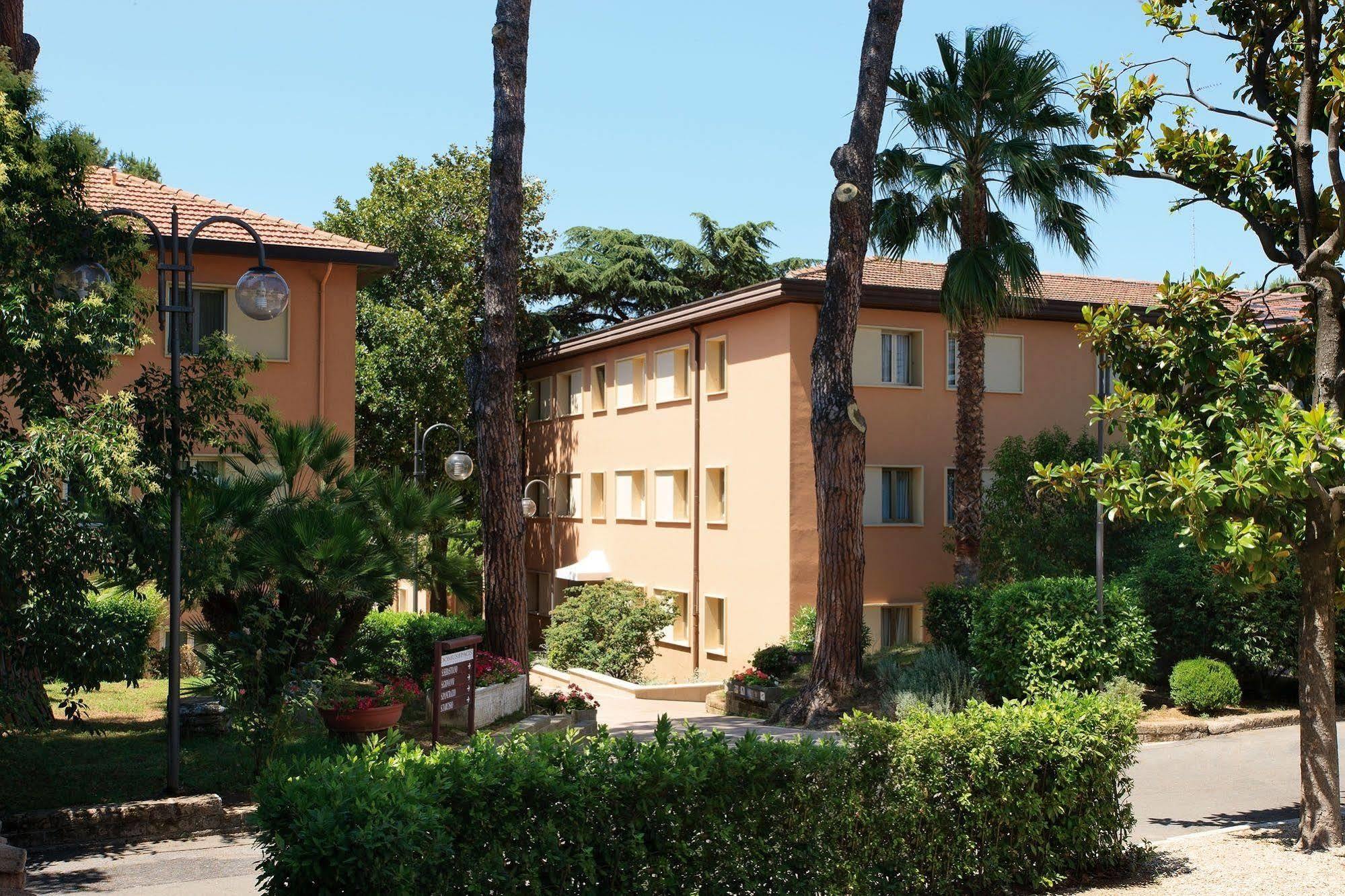 The Church Village Hotel Roma