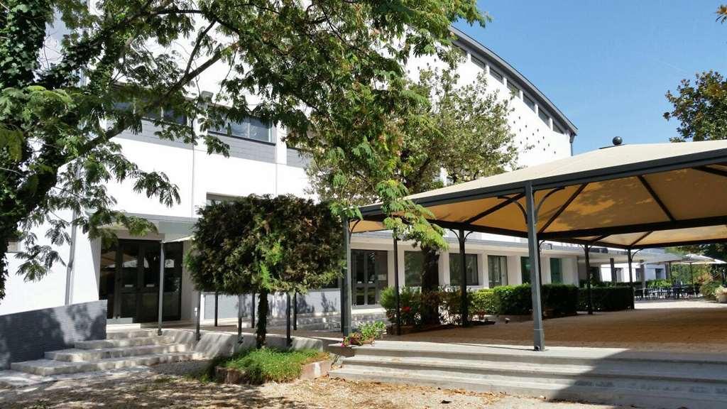 The Church Village 3* Roma